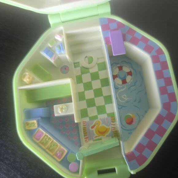 Vintage Polly Pocket Bluebird 1990 Polly's School Compact Only - Picture 4 of 6